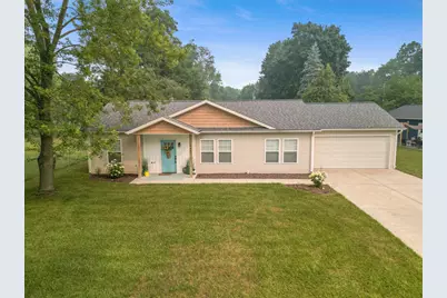 269 W Brooks Street, Newaygo, MI 49337 - Photo 2