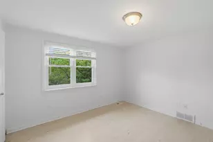 45197 Kensington St, Utica, MI 48317 - Photo 32