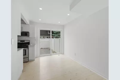 45197 Kensington Street, Utica, MI 48317 - Photo 20