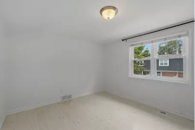 45197 Kensington Street, Utica, MI 48317 - Photo 14
