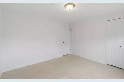 45197 Kensington Street, Utica, MI 48317 - Photo 42