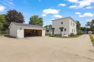 1757 4th St NW, Grand Rapids, MI 49504 - Photo 24