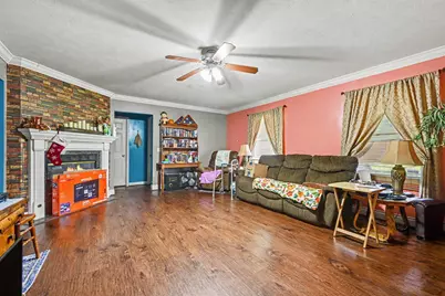 46664 Co Rd 374, Paw Paw, MI 49079 - Photo 4