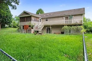 46664 Co Rd 374, Paw Paw, MI 49079 - Photo 20