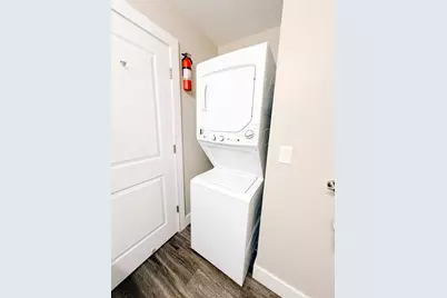 80 Washington Street #7, Manistee, MI 49660 - Photo 10
