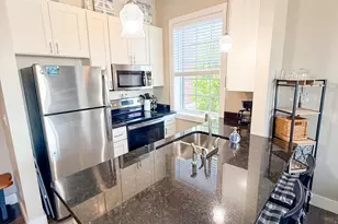 80 Washington St, Manistee, MI 49660 - Photo 6