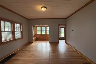 106 Hamilton St, Dowagiac, MI 49047 - Photo 8