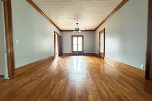 106 Hamilton St, Dowagiac, MI 49047 - Photo 12