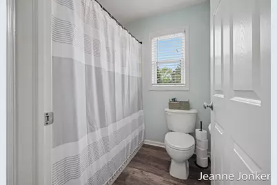 931 Sunset Hills Avenue NW, Grand Rapids, MI 49534 - Photo 8