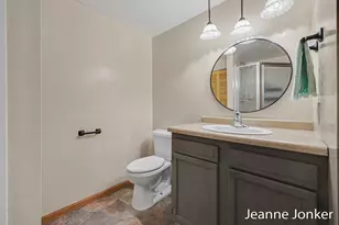 931 Sunset Hills Ave NW, Grand Rapids, MI 49534 - Photo 20