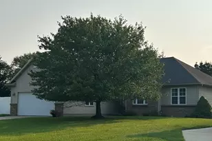 931 Sunset Hills Ave NW, Grand Rapids, MI 49534 - Photo 1
