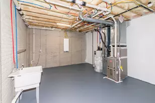 1473 Brigadoon, Walled Lake, MI 48390 - Photo 32
