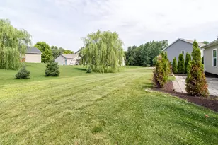 1473 Brigadoon, Walled Lake, MI 48390 - Photo 36