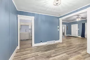 111 N Main St, Crystal, MI 48818 - Photo 14