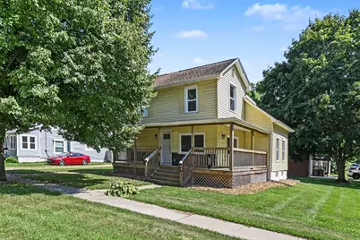 211 King Street, Eaton Rapids, MI 48827 - Photo 1