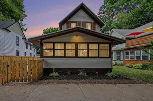 1015 Jennette Ave NW, Grand Rapids, MI 49504 - Photo 2
