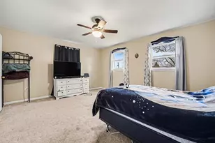 2463 Kinney Ave NW, Grand Rapids, MI 49534 - Photo 18