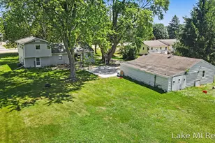 2463 Kinney Ave NW, Grand Rapids, MI 49534 - Photo 8