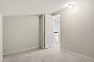 7492 Green Meadow Ln, Canton, MI 48187 - Photo 38