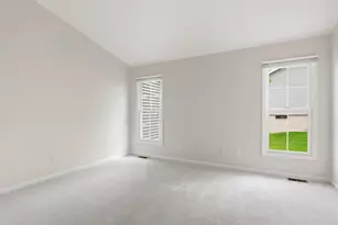 7492 Green Meadow Ln, Canton, MI 48187 - Photo 28