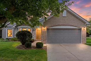 7492 Green Meadow Ln, Canton, MI 48187 - Photo 52
