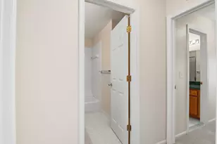 7492 Green Meadow Ln, Canton, MI 48187 - Photo 24