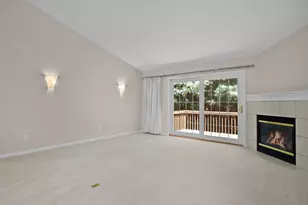 475 Timberlake Dr E, Holland, MI 49424 - Photo 12