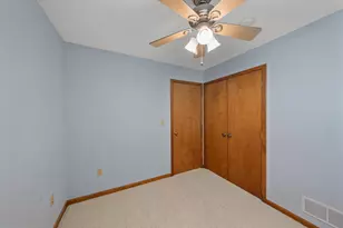 1510 Muehleisen Rd, Monroe, MI 48162 - Photo 10