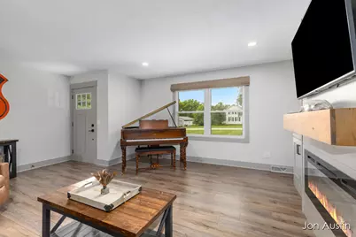 6323 Longacre Street NE, Rockford, MI 49341 - Photo 6