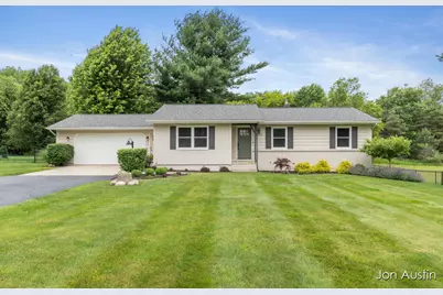 6323 Longacre Street NE, Rockford, MI 49341 - Photo 2
