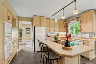 2573 Ramblewood Dr, Kalamazoo, MI 49009 - Photo 8