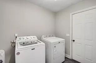 2573 Ramblewood Dr, Kalamazoo, MI 49009 - Photo 26