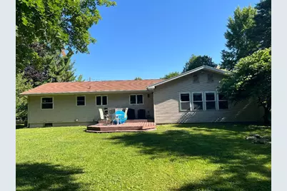 126 Johnson Street, Edmore, MI 48829 - Photo 4
