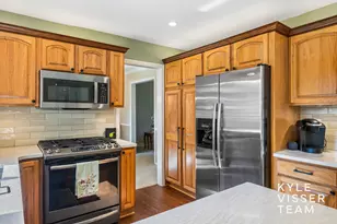 2032 Edgewood Ave SE, Grand Rapids, MI 49546 - Photo 12
