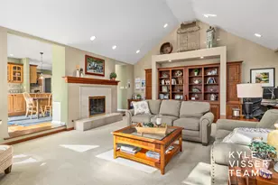 2032 Edgewood Ave SE, Grand Rapids, MI 49546 - Photo 18