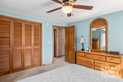 2032 Edgewood Avenue SE, Grand Rapids, MI 49546 - Photo 22