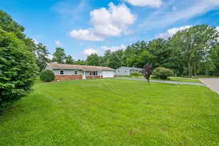 2296 Janellen Dr, Niles, MI 49120 - Photo 4