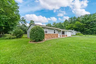 2296 Janellen Dr, Niles, MI 49120 - Photo 2