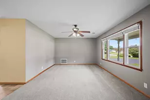 2296 Janellen Dr, Niles, MI 49120 - Photo 10