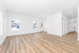 101 Lester Ave, Dowagiac, MI 49047 - Photo 6