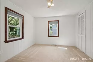 3284 N 146th Ave, Holland, MI 49424 - Photo 12