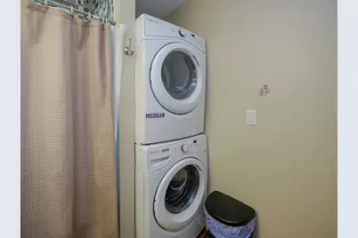 600 Azuba Avenue, Kalamazoo, MI 49048 - Photo 16