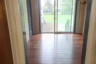 127 Gratton St, Bad Axe, MI 48413 - Photo 4