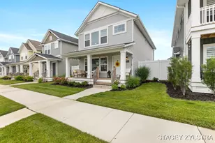 7904 Greendale Dr SE, Byron Center, MI 49315 - Photo 2