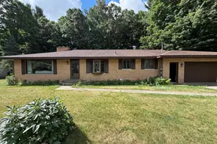 5049 Glendale Ave, Montague, MI 49437 - Photo 2