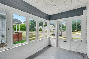 234 Knapp St NE, Grand Rapids, MI 49505 - Photo 22