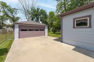 318 Whitcomb St, Kalamazoo, MI 49001 - Photo 2
