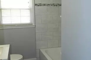4318 Adams Cir, Wayne, MI 48184 - Photo 12