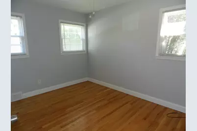 4318 Adams Circle, Wayne, MI 48184 - Photo 16