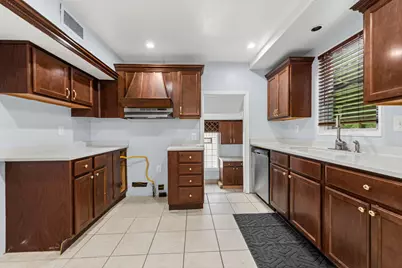 6953 Mayburn Street, Dearborn Heights, MI 48127 - Photo 2